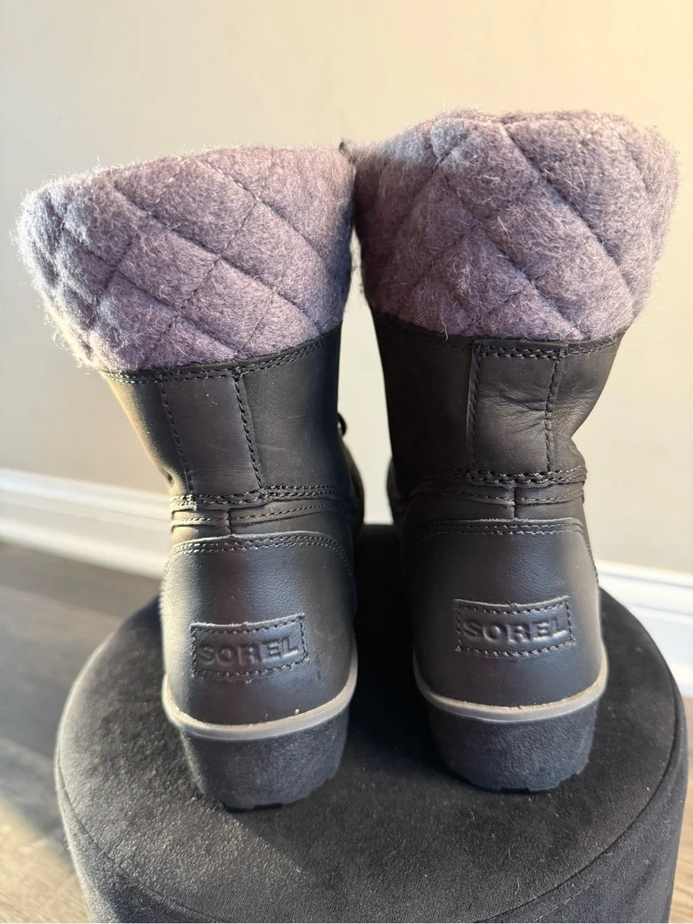 Sorel Black Winter Boots with Gray Knit Collar